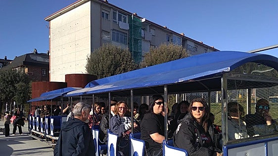 El PP de Ribamontán al Mar pide las cuentas del tren turístico, los farolillos y la filmoteca