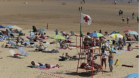 Los municipios costeros piden ayuda para adelantar a mayo el servicio de socorrismo