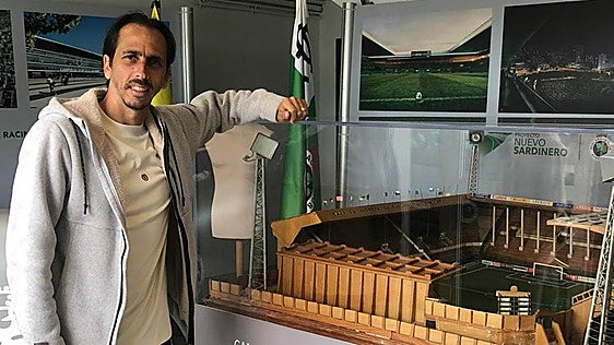 «En el Racing viví tres años increíbles e hicieron posible todo lo que me pasó como futbolista»
