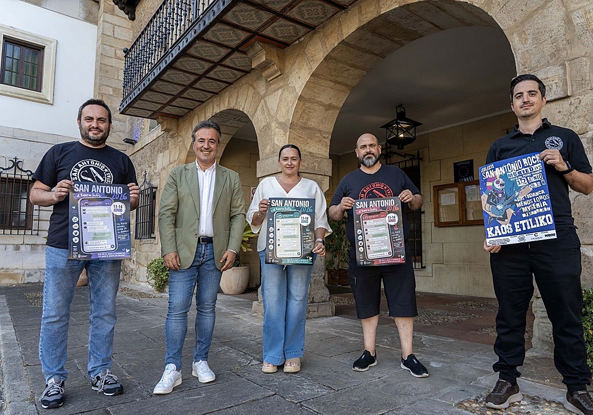 Presentación del cartel de las fiestas de San Antonio de Muriedas.