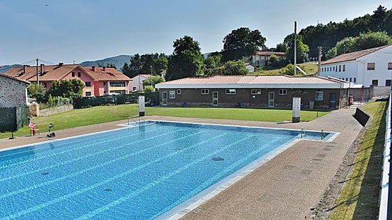 Las tres piscinas de Iguña inician la temporada este fin de semana con jornadas de puertas abiertas