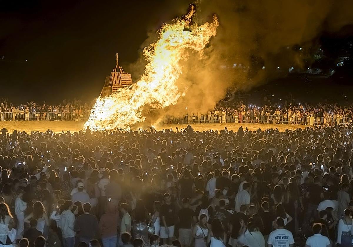 Hoguera del año pasado en El Sardinero