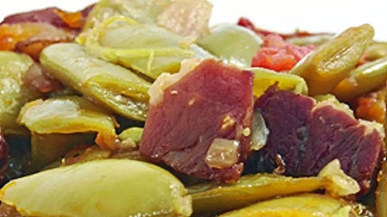 Judías verdes estofadas con jamón y tomate