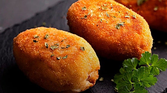 Croquetas de pollo y queso: suaves y crujientes
