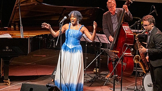 Shenel Johns: «El jazz me ha enseñado a confiar en la intuición y a buscar siempre la belleza»