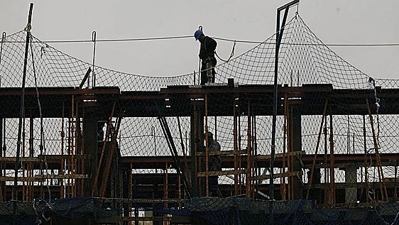 La compraventa de viviendas cayó un 19,7% interanual en mayo en Cantabria y el precio subió un 12,3%, según el Consejo General del Notariado