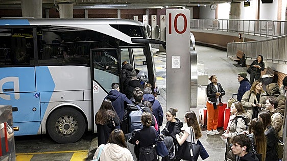 Cantabria extiende hoy el descuento del 70% en autobuses hasta los 31 años