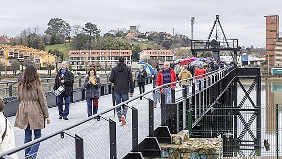 Música en vivo para llenar de vida el Puente de los Ingleses de El Astillero