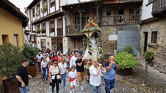 La Virgen de Valmayor, de vuelta a su santuario