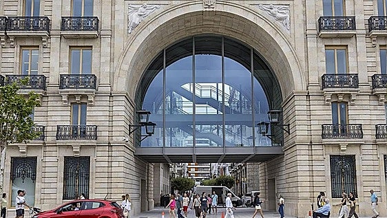 Faro Santander da la bienvenida al público con 10 días de puertas abiertas y una gran fiesta con música, juegos y luz