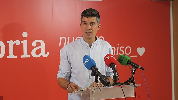 El PSOE pide a Igual que «deje de discutir con los vecinos y empiece a solucionar sus problemas»