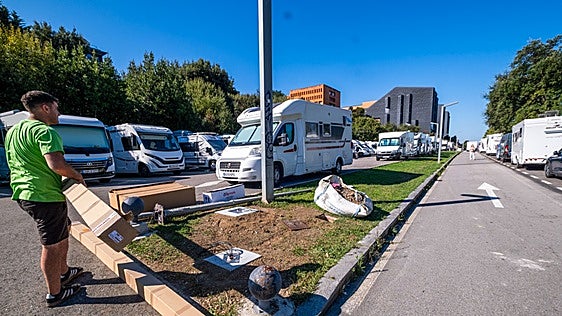 El aparcamiento de autocaravanas de la zona de Las Llamas será de pago