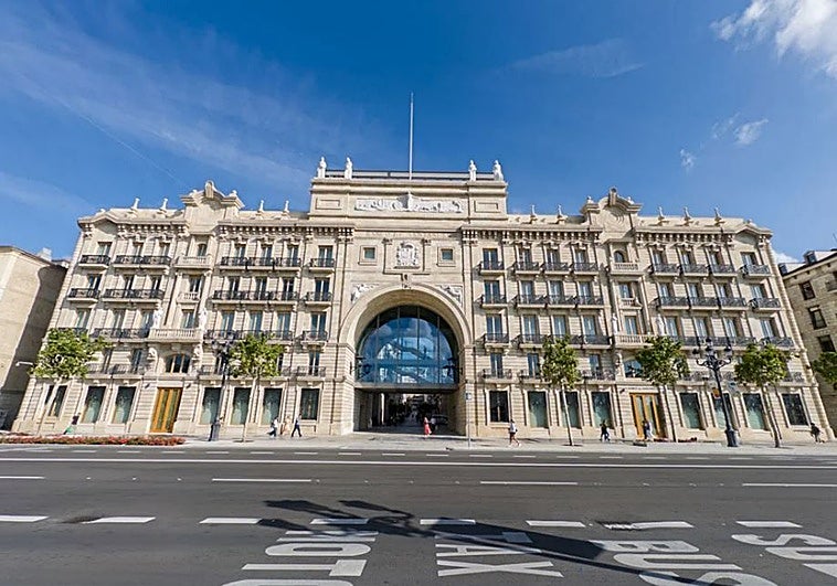 El Ayuntamiento trata de frenar la reapertura del arco de Faro Santander.