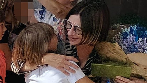 Santoña se despide de su enfermera pediátrica Macu Peñalba tras 36 años en el centro de salud