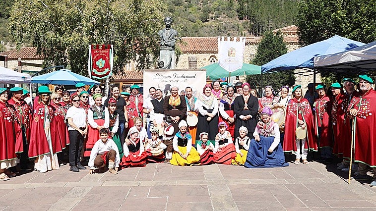La villa de Potes comparte sus tradiciones en el Día de Liébana