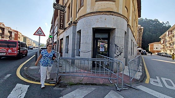 Unquera tramita el arreglo del hostal La Torre, tras más de un año acordonado