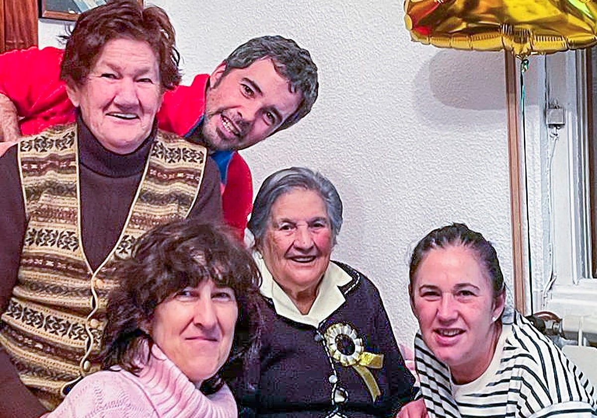 Muere a los 105 años Cándida Mazón, la bisabuela de Torrelavega