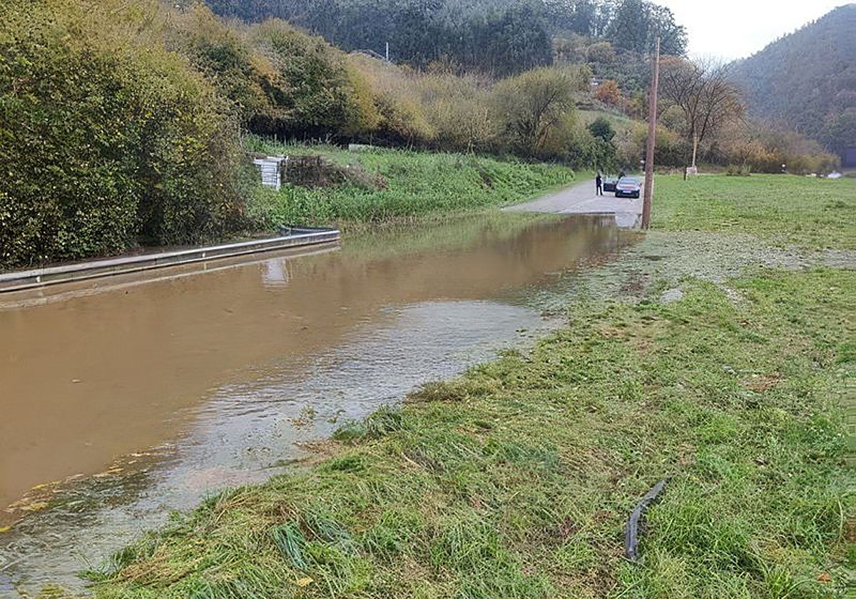 Fomento invertirá 160.000 euros para mejorar el drenaje de la carretera entre Riocorvo y Viérnoles
