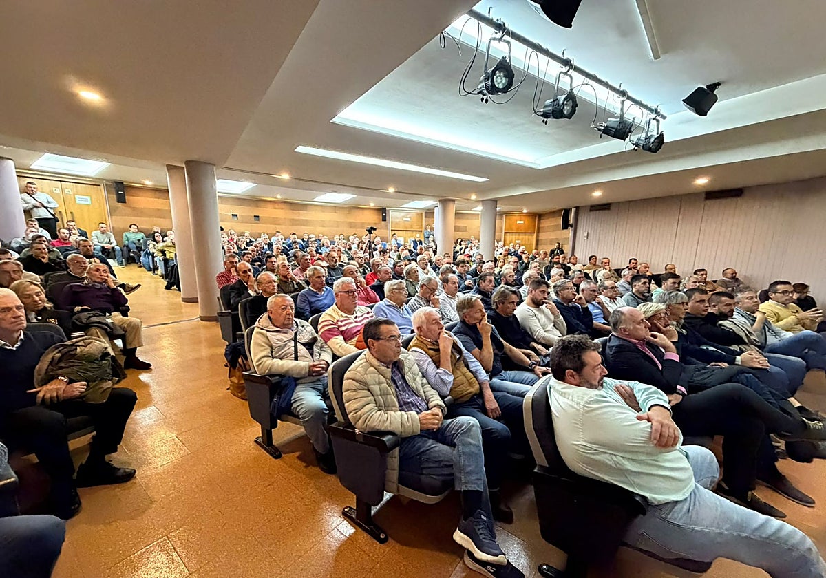 El Club Náutico plantea 914 amarres para Marina del Cantábrico | El Diario Montañés