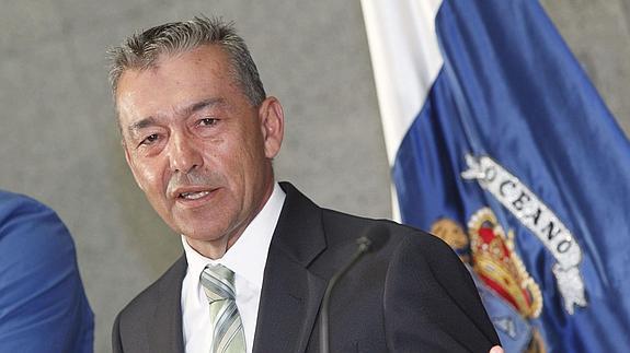 Paulino Rivero, presidente del gobierno de Canarias. 