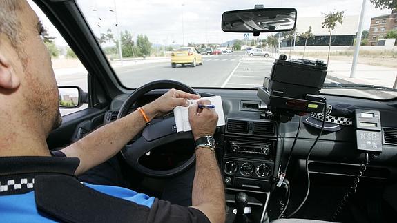 Un control de velocidad.