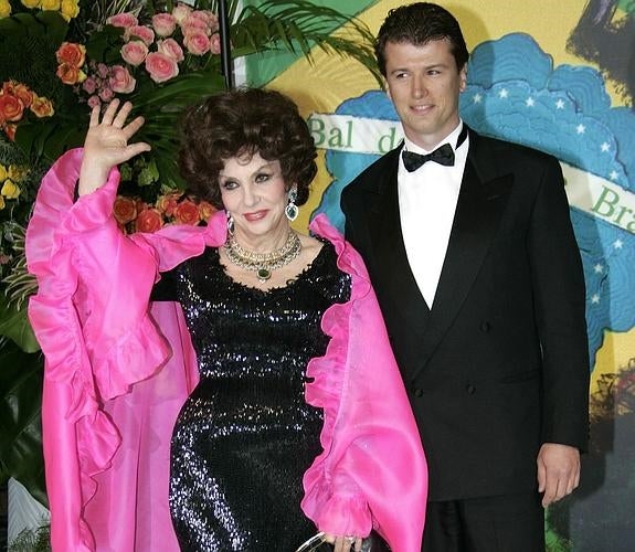 Gina Lollobrida y Javier Rigau. 