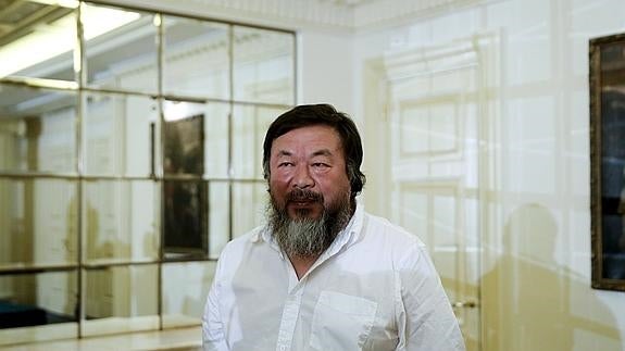 El artista chino Ai Weiwei, en Lesbos.