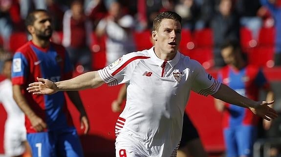 Kevin Gameiro celebra su gol. 