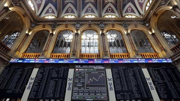 Interior de la Bolsa de Madrid. 