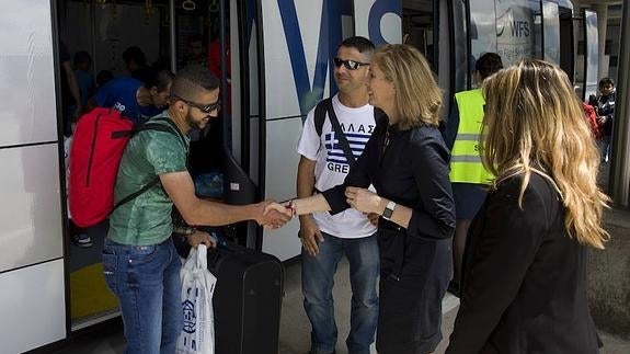 Los refugiados a su llegada a Madrid este lunes.