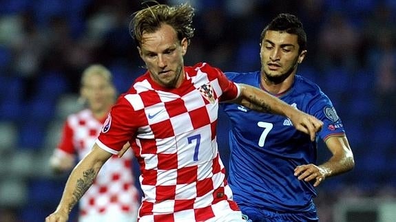 Rakitic, durante un partido con su selección. 