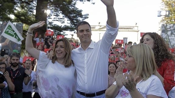 Pedro Sánchez y Susana Díaz.