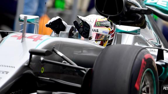 Hamilton, durante los entrenamientos del viernes. 