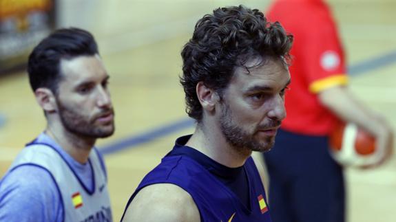 Pau Gasol, durante un entrenamiento con la selección española de baloncesto. 