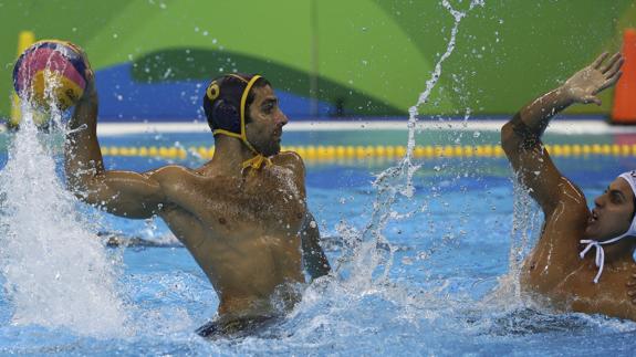 Marc Minguell (izq), durante el encuentro. 