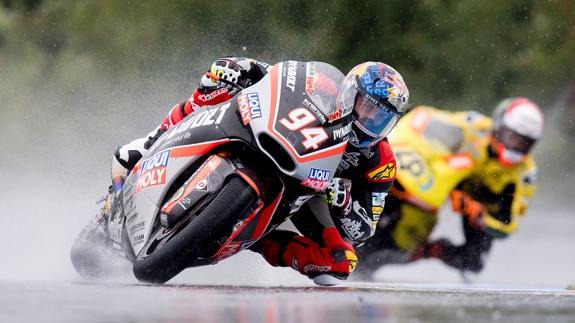 Jonas Folger, durante la carrera de moto2. 