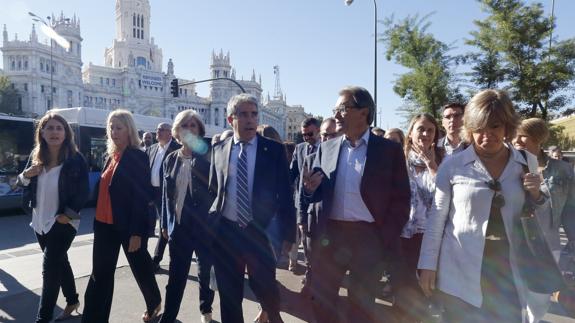 Francesc Homs llega al Supremo junto a Artur Mas, Neus Munté y Meritxell Borras.