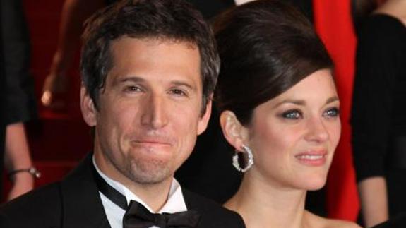 El actor Guillaume Canet con su mujer Marion Cotillard.  