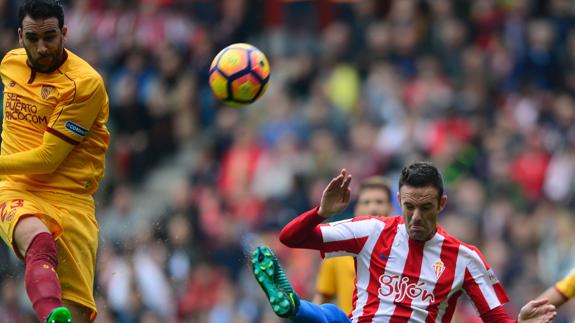 Vitolo, en el partido ante el Atlético. 