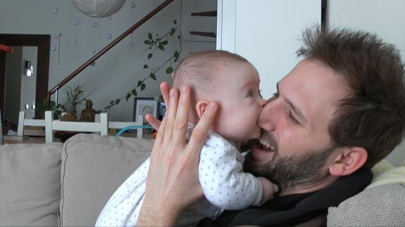 Bernardo Moll y su esposa se olvidaron del pudor a la hora de retratar su intimidad. 