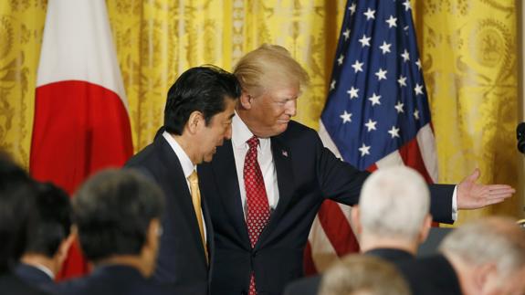 Shinzo Abe y Donald Trump.