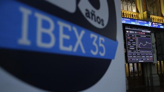 En máximos de agosto de 2015: el Ibex-35 corona los 10.500