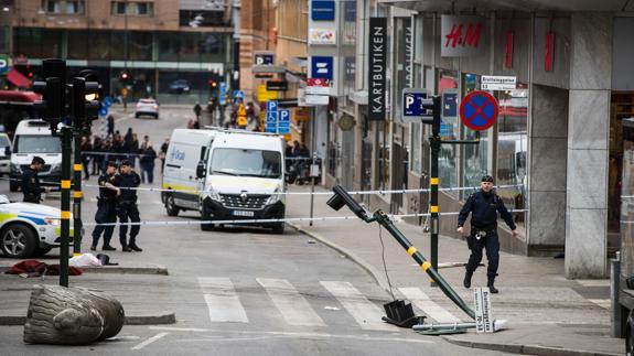 El atentado dejó un balance de cuatro muertos y 15 heridos.