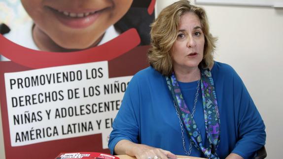 La directora regional de la Organización Save The Children, Victoria Ward. 