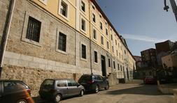 Acuerdo para construir un nuevo colegio de La Enseñanza en San Román