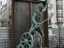Estatua del capitán Pedro Velarde, en Santander./ DM
