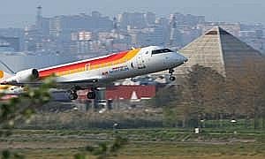Air Nostrum dejará de volar este invierno a Sevilla y Valencia