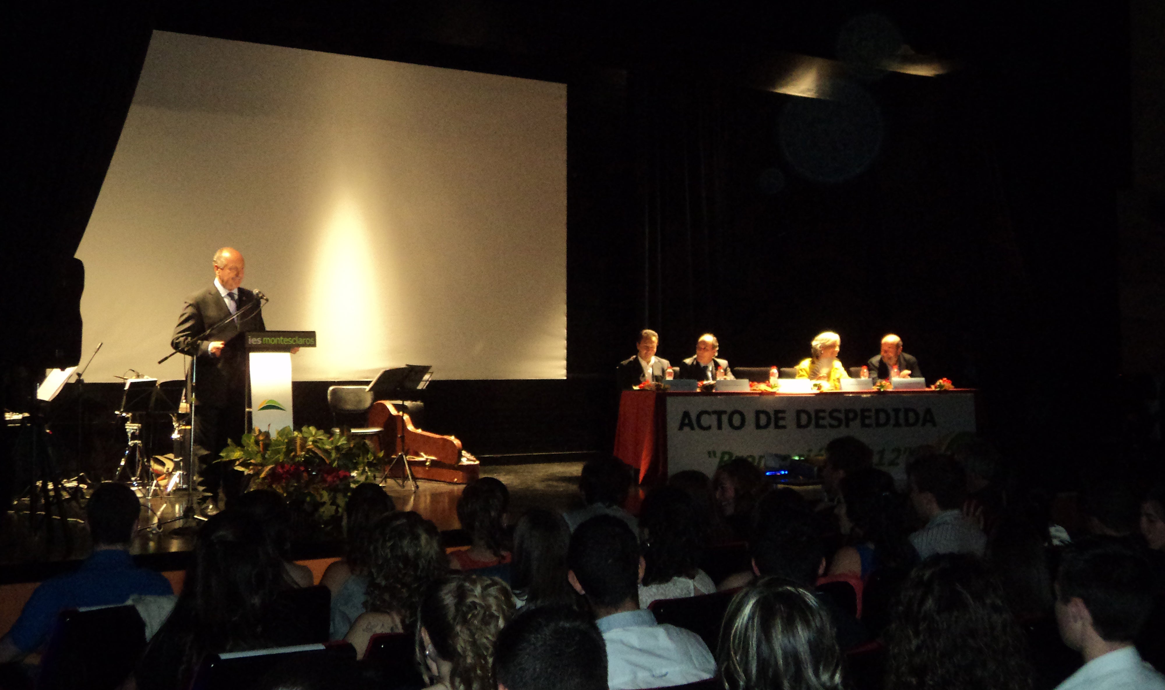 El IES Montesclaros despide a la promoción 2012