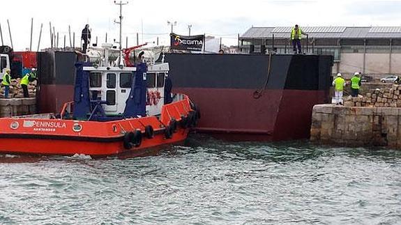 DEGIMA ha realizado los trabajos de adecuación del buque puerta del dique de Gamazo para el Puerto de Santander