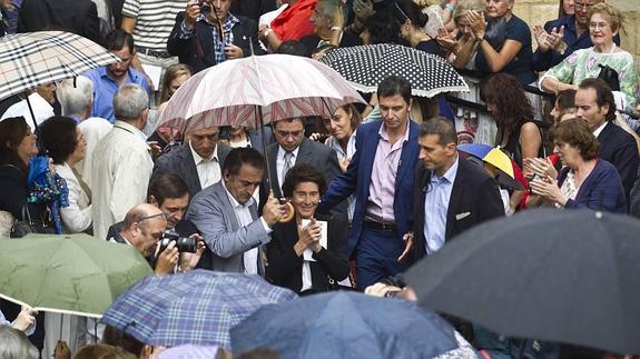 Paloma O'Shea, esposa de Emilio Botín, saliendo del tempo